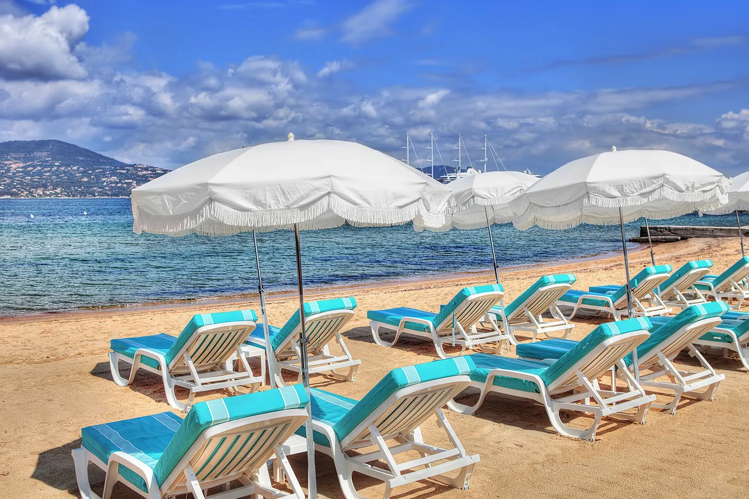 BOUILLABAISSE BEACH