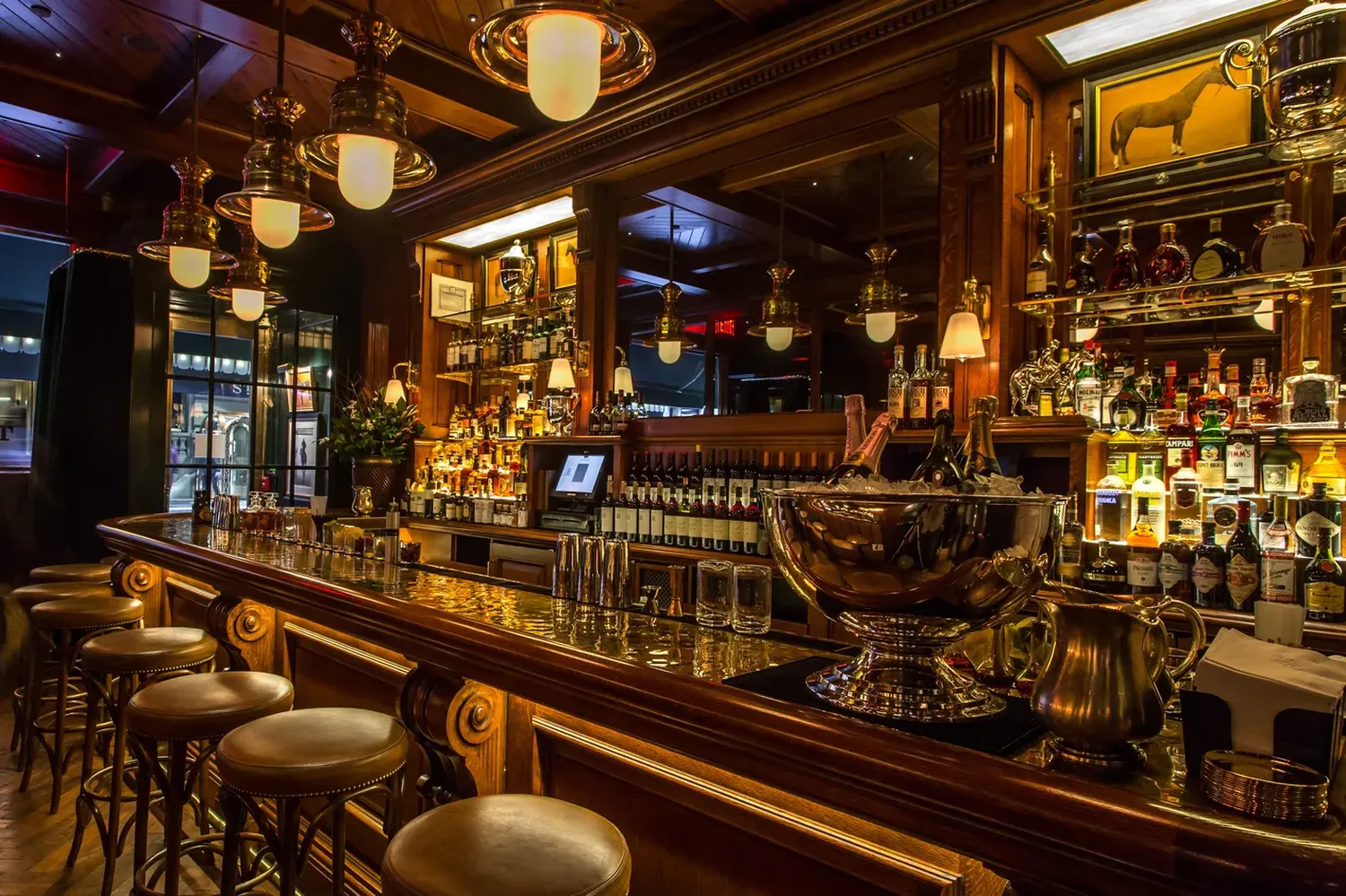 THE POLO BAR