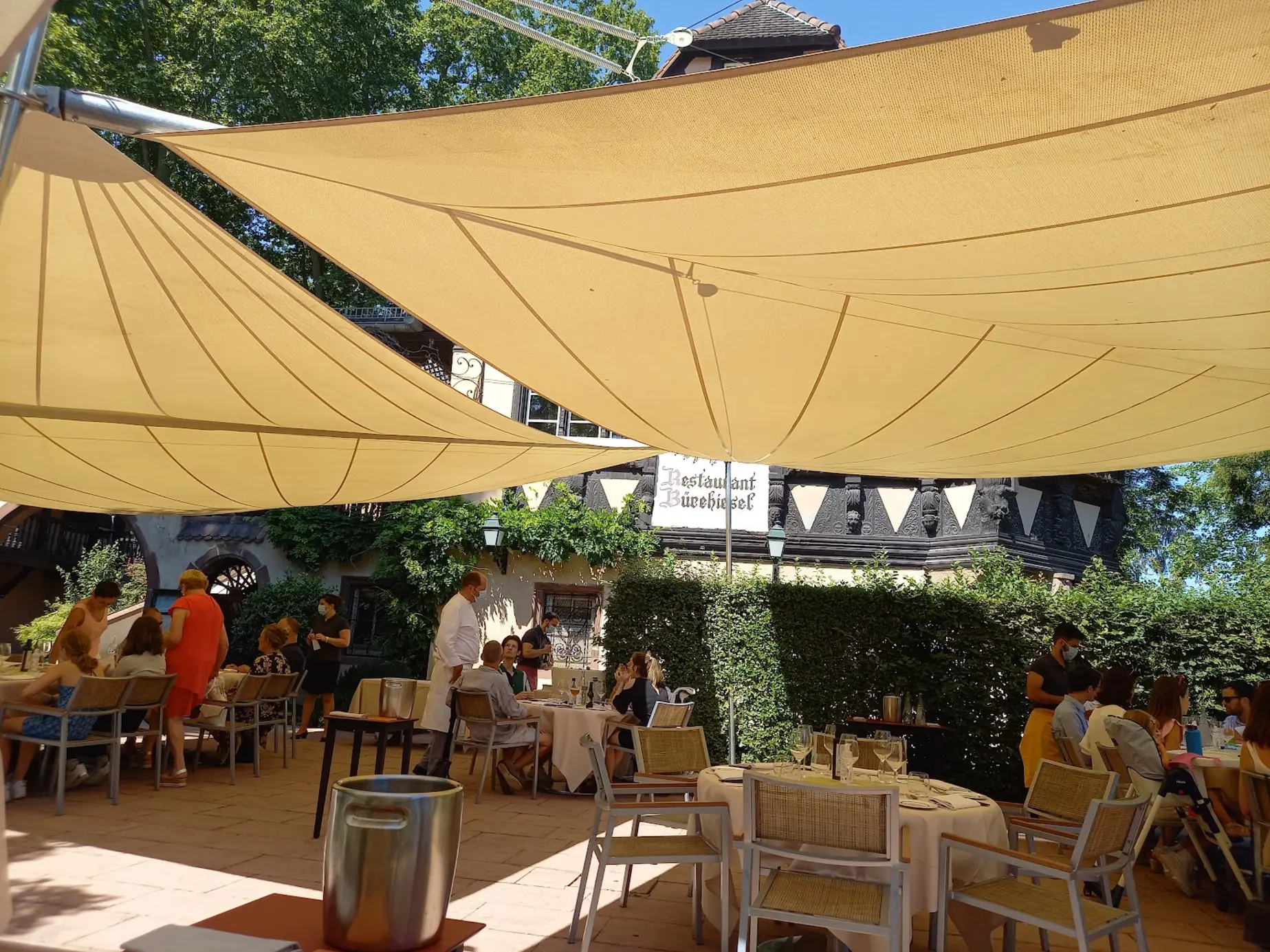 LE BUEREHIESEL