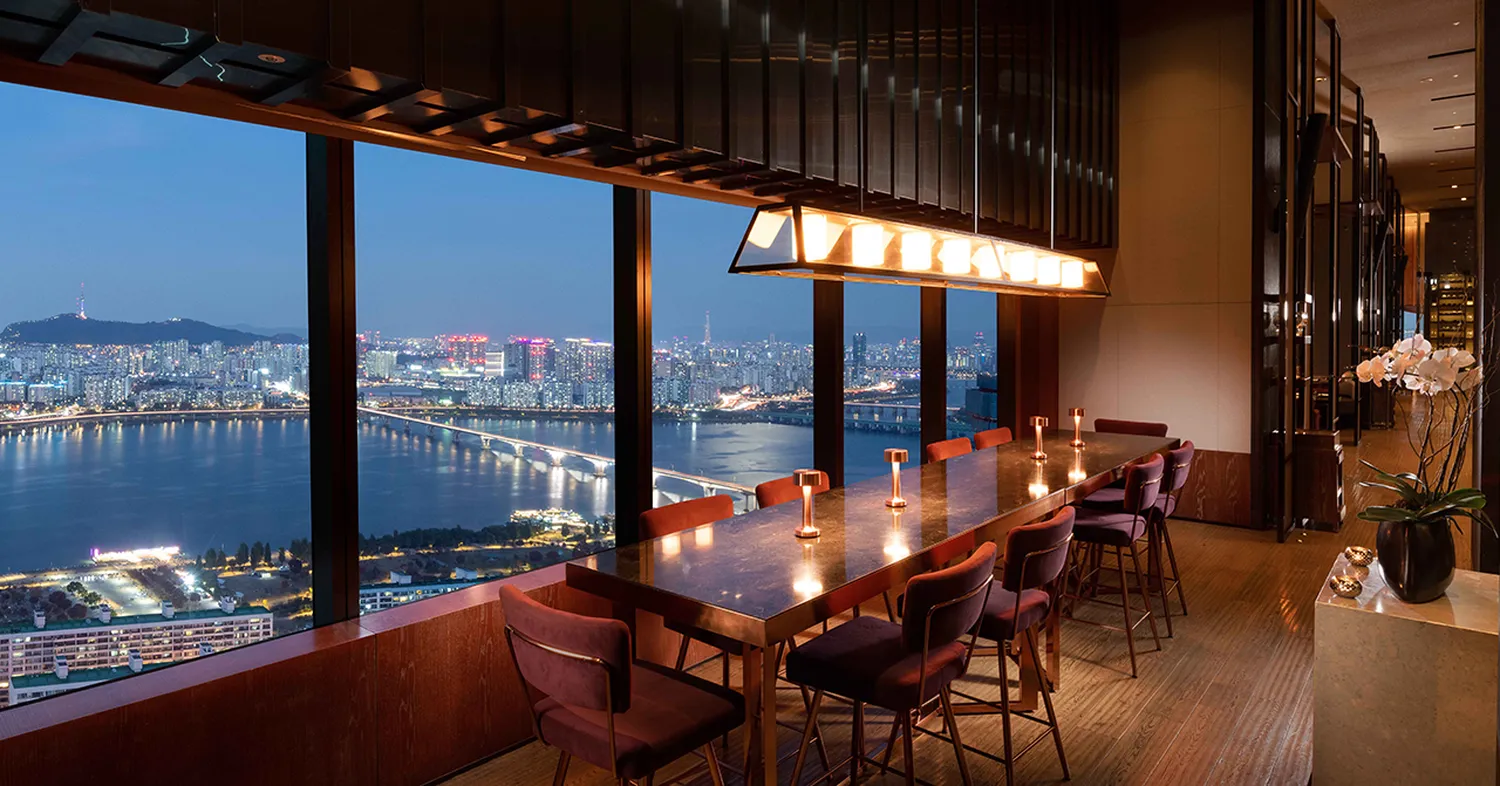 37 GRILL & BAR