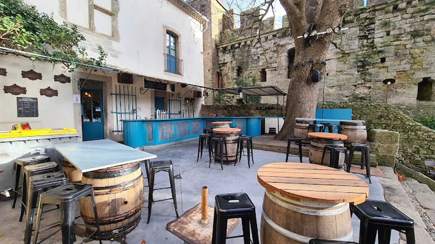LE BAR A VINS