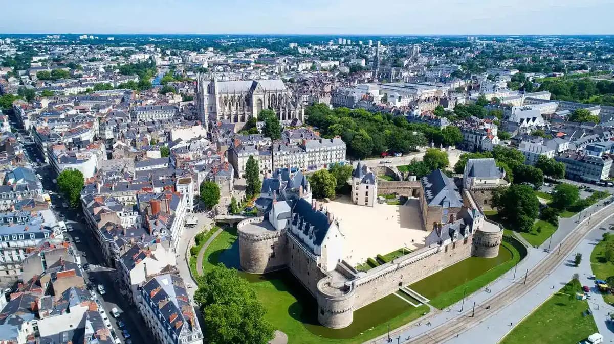 Nantes