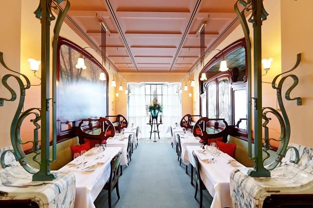 Comme Chez Soi