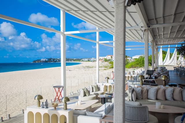 SAVI BEACH CLUB