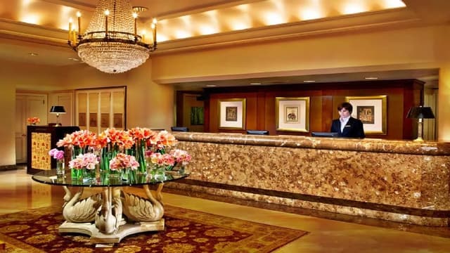 TAJ CAMPTON PLACE